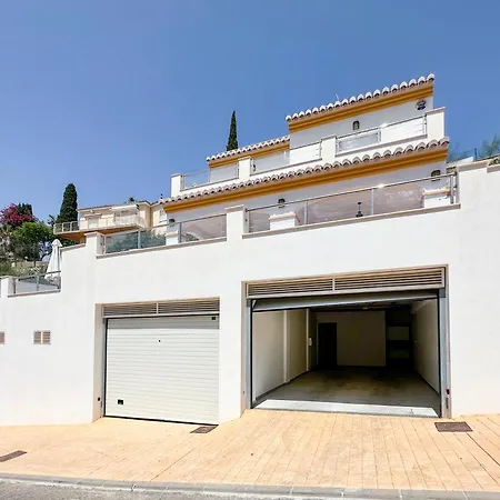 Exlusivo Benagalbon Apartment Málaga